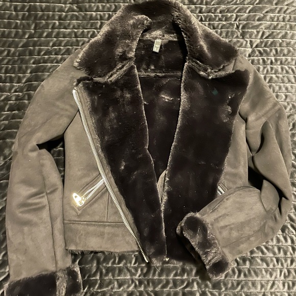 Black fur lined Zara jacket( size small) - Picture 2 of 2